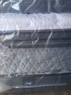 New CAL KING Ashley Pillowtop Mattress