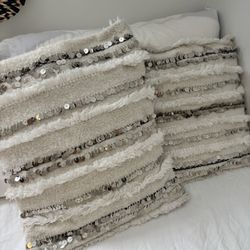 MOROCCAN WEDDING BLANKET & PILLOW