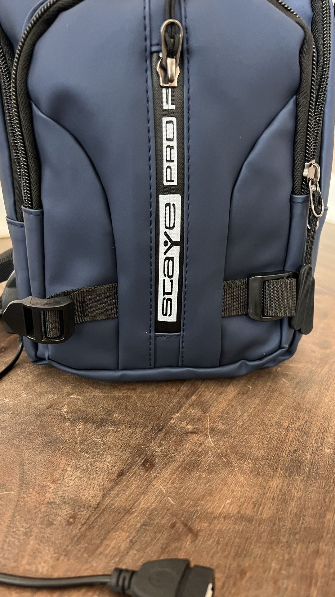 Men Bag Crossbody/backpack Color Blue Water Resistant With usb Ports