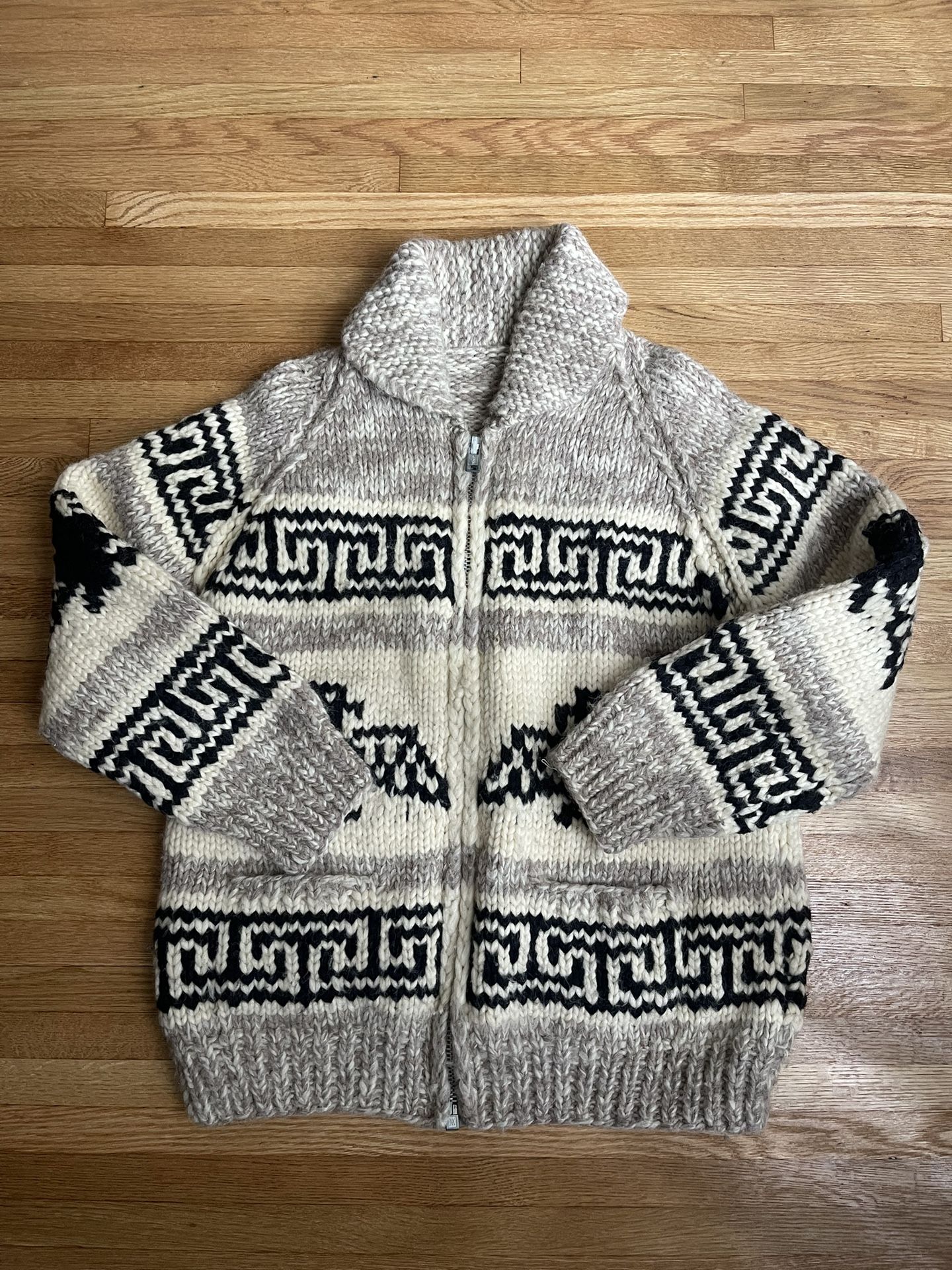 Vintage TUAK Cowichan Hand Made Knit Zip Cardigan size M