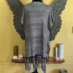 Unbranded Mexican Style Poncho With Buttons On Sides

