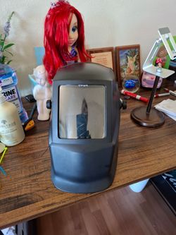 Welding helmet  LINCOLN VERY GOOD CONDITION CASCO PARA SOLDAR MUY BUENA CONDICIÓN