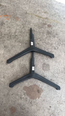 Y-shaped TV stand legs Samsung