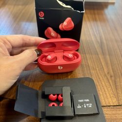 Beats Studio Buds - Red