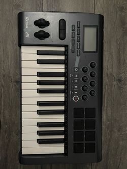 Axiom keybord