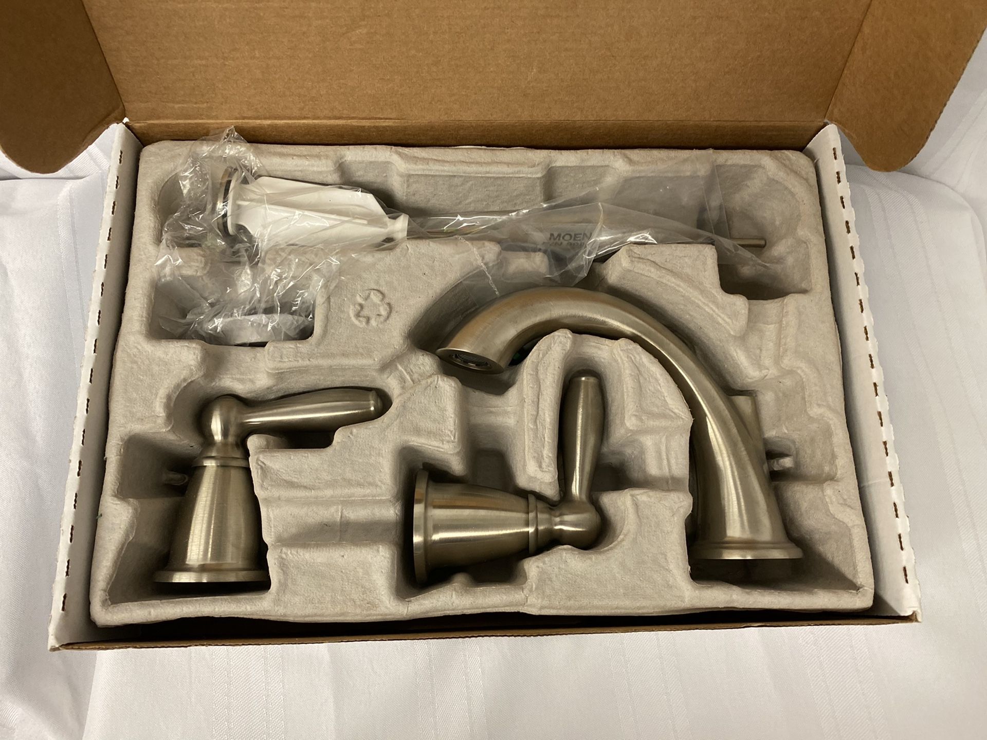 Brand New Never Used Moen 8” Widespread 2-Handle Bathroom Faucet Brushed Nickel