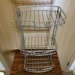 3-Tier Standing Metal Bathroom Organizer 