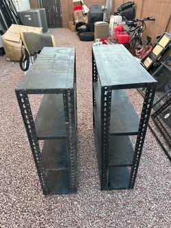 2 standing shelves