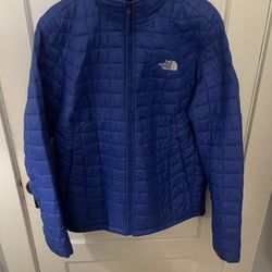 North Face Thermoball Jacket -XL 