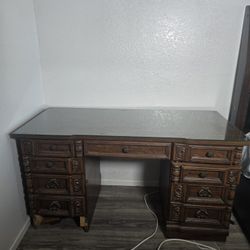 Vintage Brown Desk w/chair