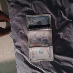Design 100 Bill Wallet 
