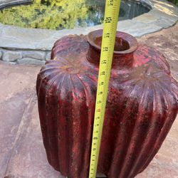 Indoor/outdoor Terracotta Vase