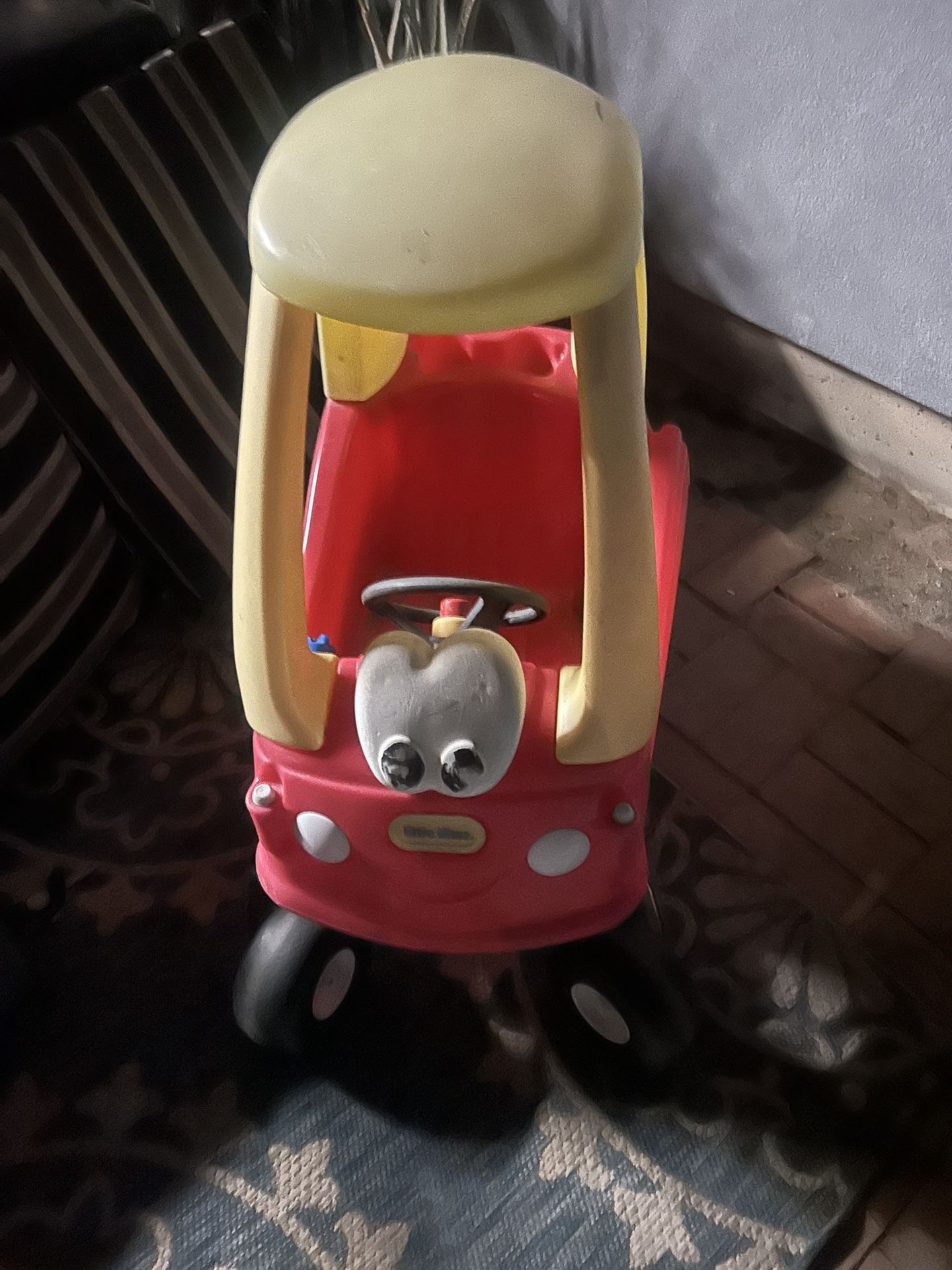 Little Tykes kids car