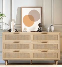 Rattan 6 Drawer Dresser Perfect Condtion