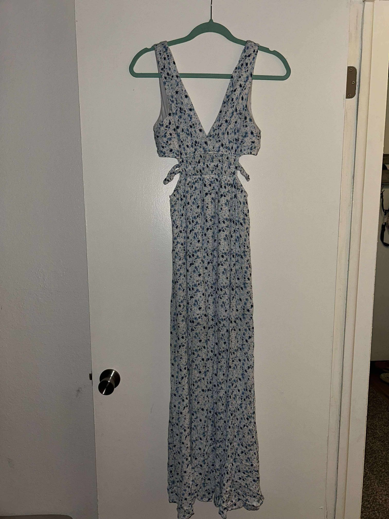 women’s dress clothes