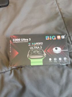 Ultra 3 Smart watch with charger.