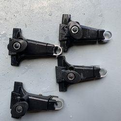 Yakima 1A Rain gutter Towers Set Of 4