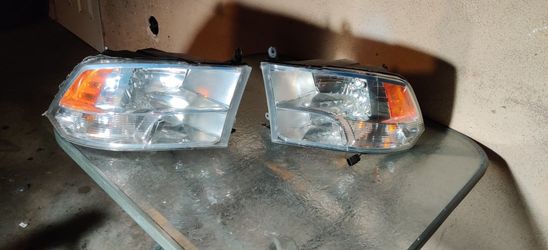 Ram 1500 Headlights