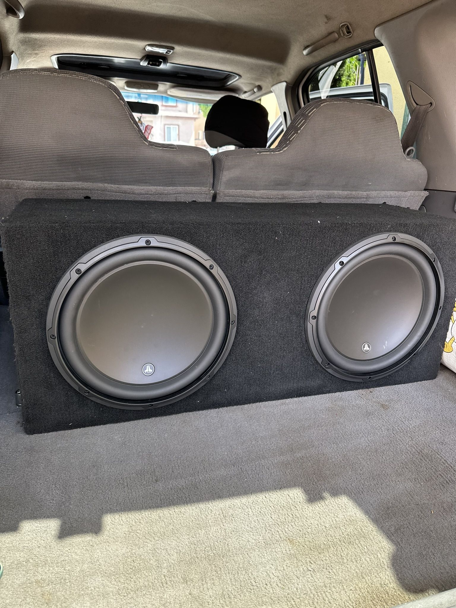 Jl Subwoofers And Amp