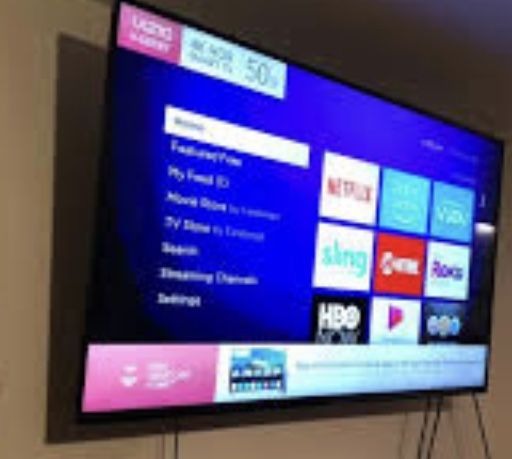 38 Inch Tv  Insignia BLACK SMART TV W/Apple Tv