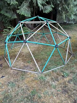 Climbing dome