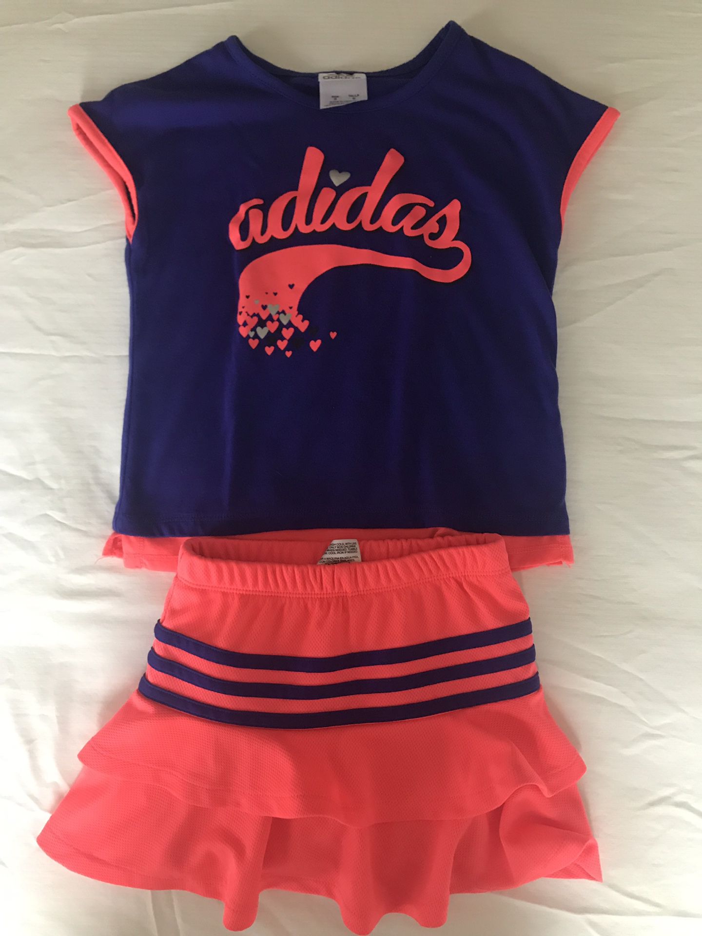 Adidas kid girl tennis skirt & Tee size 5