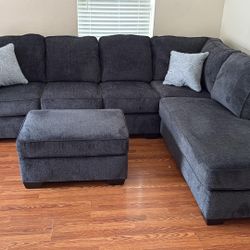 L Shape Sectional & Ottoman. 🚚WE DELIVER🚚