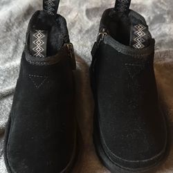 Size 6 Toddler Uggs Brand New 