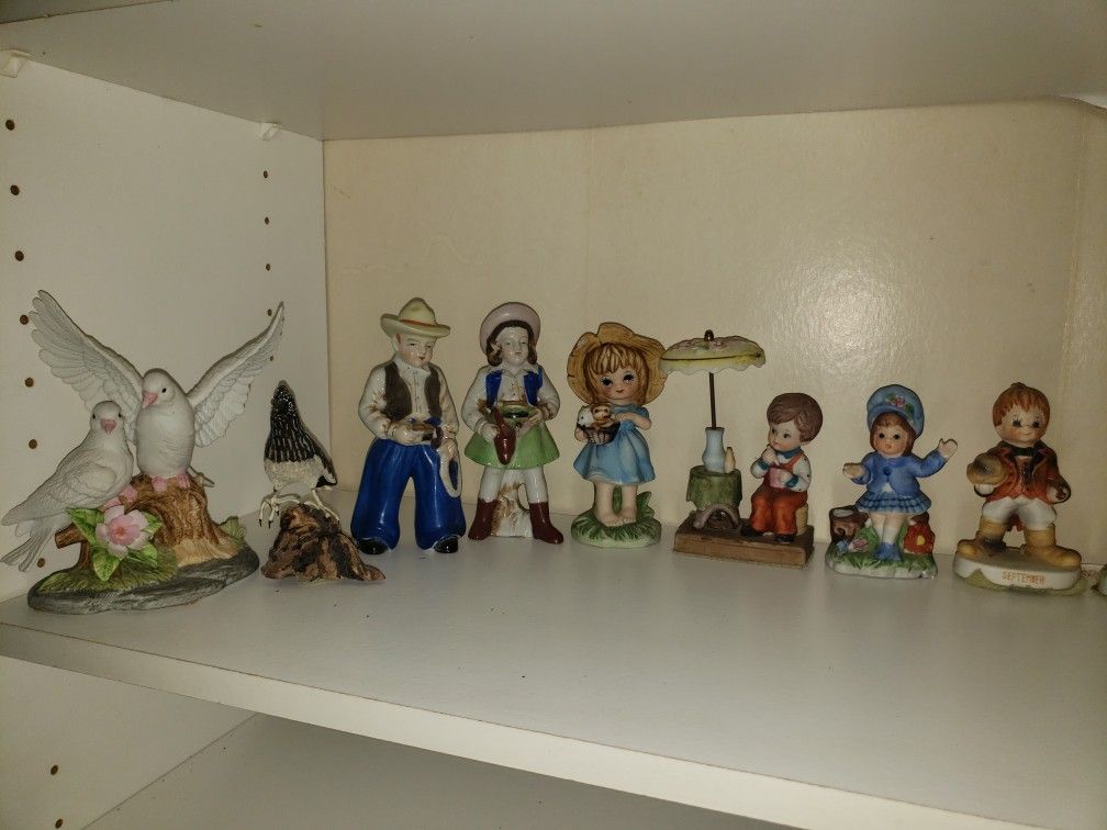 Ceramic Hummels Statues Figurines