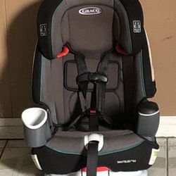 LIKE NEW GRACO NAUTILUS CONVERTIBLE CAR SEAT 3 IN 1