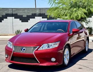 2013 Lexus ES 300h 4 Door Sedan