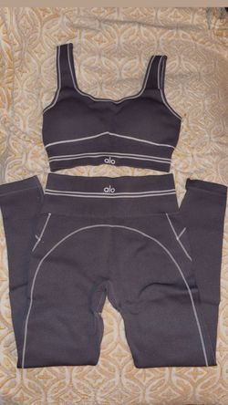 Alo Yoga Two-Piece Set Sports Bra and Leggings