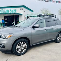2017 Nissan Pathfinder