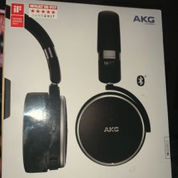 Brand New AKG N60 NC Headphones