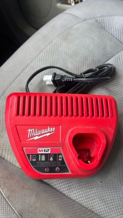 Milwaukee M12 charger
