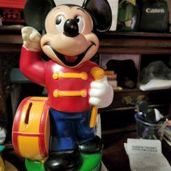 Mickey  Mouse  COLLECTIBLE Bank