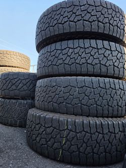 285 75 18 Falken tires Con 80% de Vida Las 4