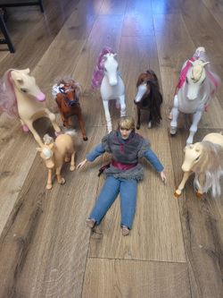 Little Girl Horses Y Frozen Kristoff