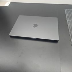 16" MacBook Pro M2 Max-96GB RAM-1TB SSD