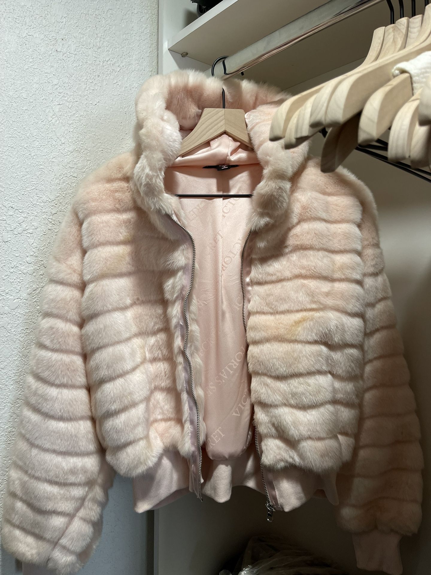 Victoria Secret Pink Faux Fur Jacket/Sherpa Crop Coat