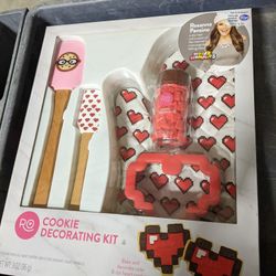 Cookie Decorating Kit