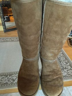 Tall Ugg's size 9.5-10