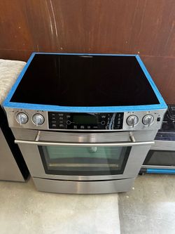 BRAND NEW STOVE