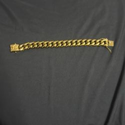 Fake Gold Plated Cuban Link Bracelet 