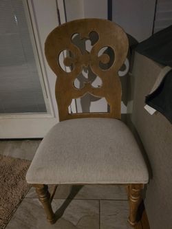 4 Dining room chairs