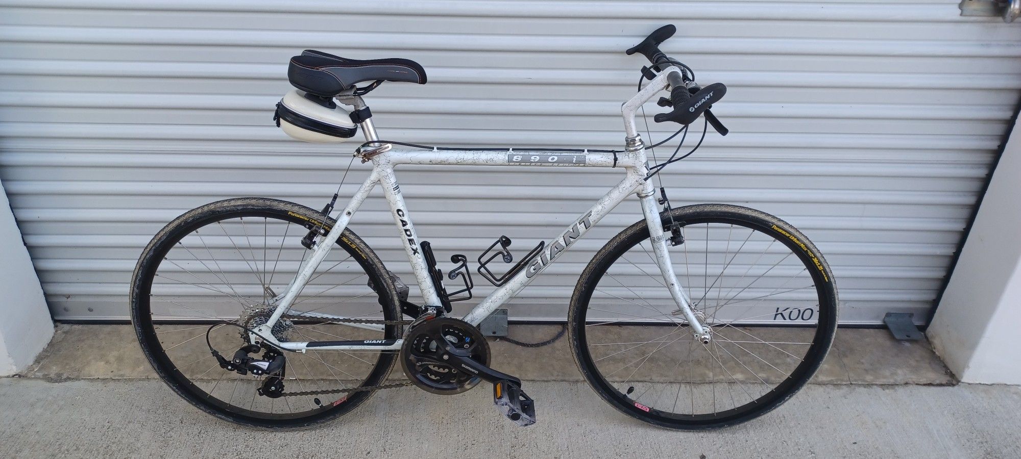 Giant cadex 890i carbon fiber