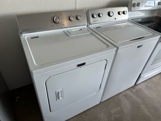 Maytag Washer and Electric Dryer set (1 month warranty)