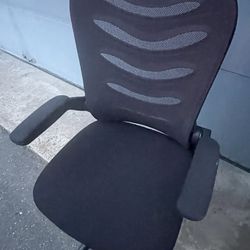 Office Chair (Black) 