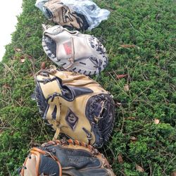 BASEBALL ⚾⚾ CATCHING CATCHERS GLOVE!  GAME USED BROKEN IN READY TO USE !