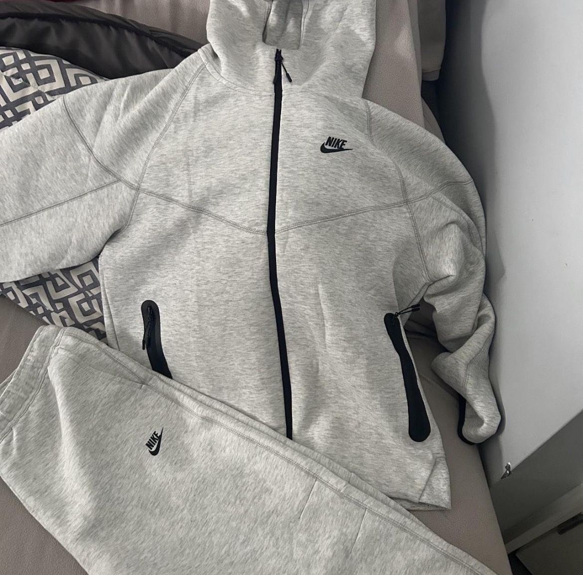 Nike Tech Fleece 